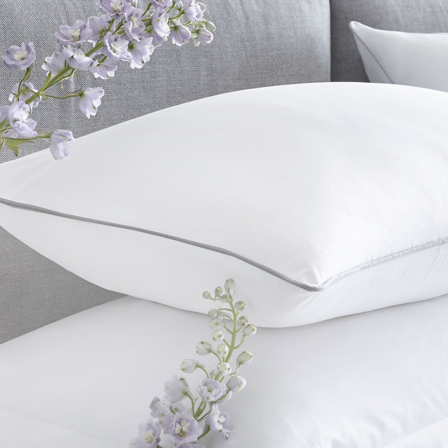 Appletree Boutique Piped White Duvet Cover Set