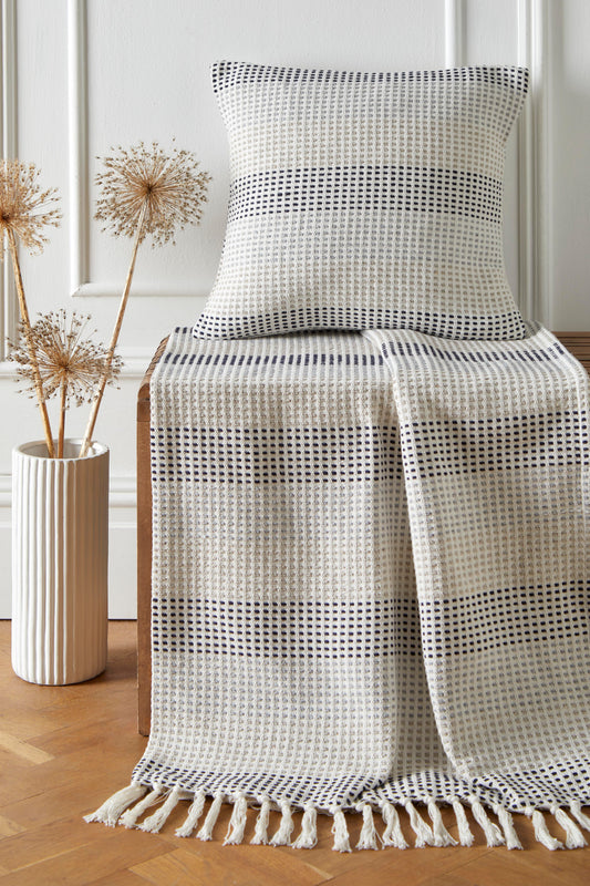 Appletree Loft Reva Throw