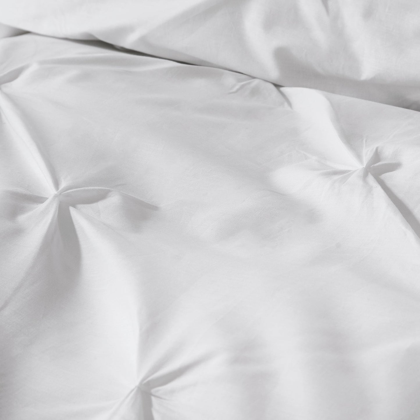 Serene Lara White Duvet Cover Set