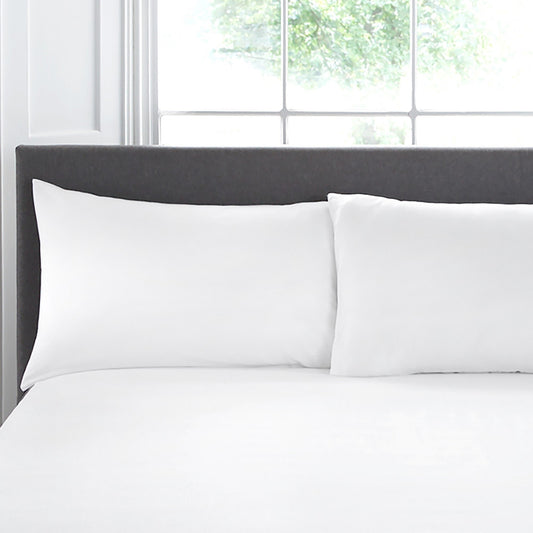 Pack of 2 Appletree Boutique White Pillowcases
