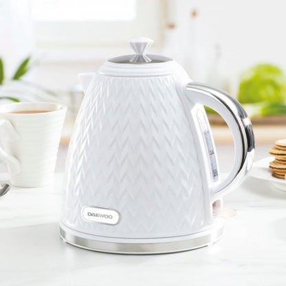 Daewoo White Argyle 1.7L Kettle