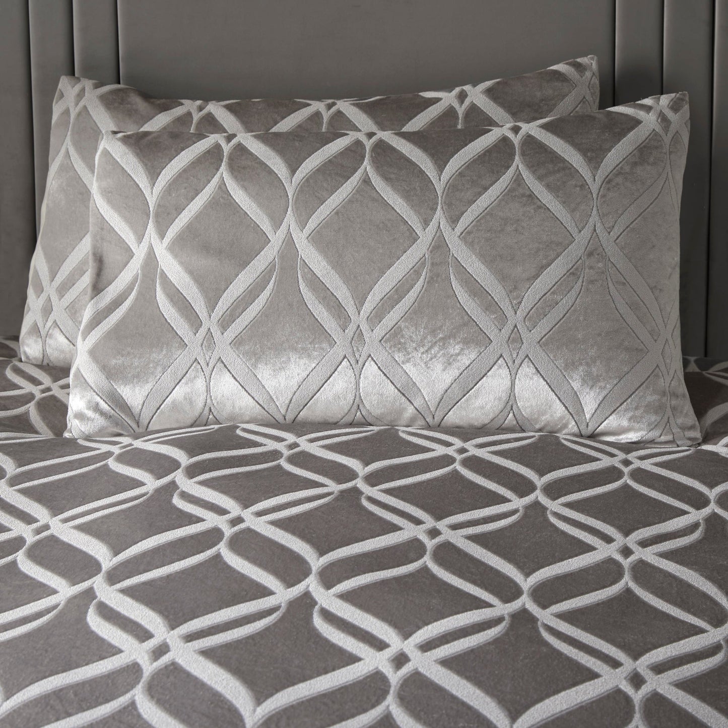 Soiree Belfort Silver Duvet Cover Set