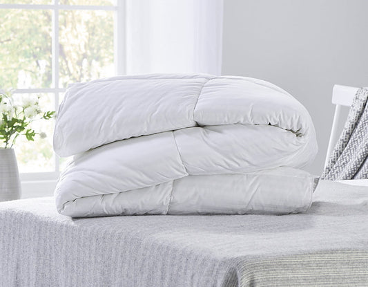 Early's of Witney Boxed Microfibre 13.5 Tog Duvet
