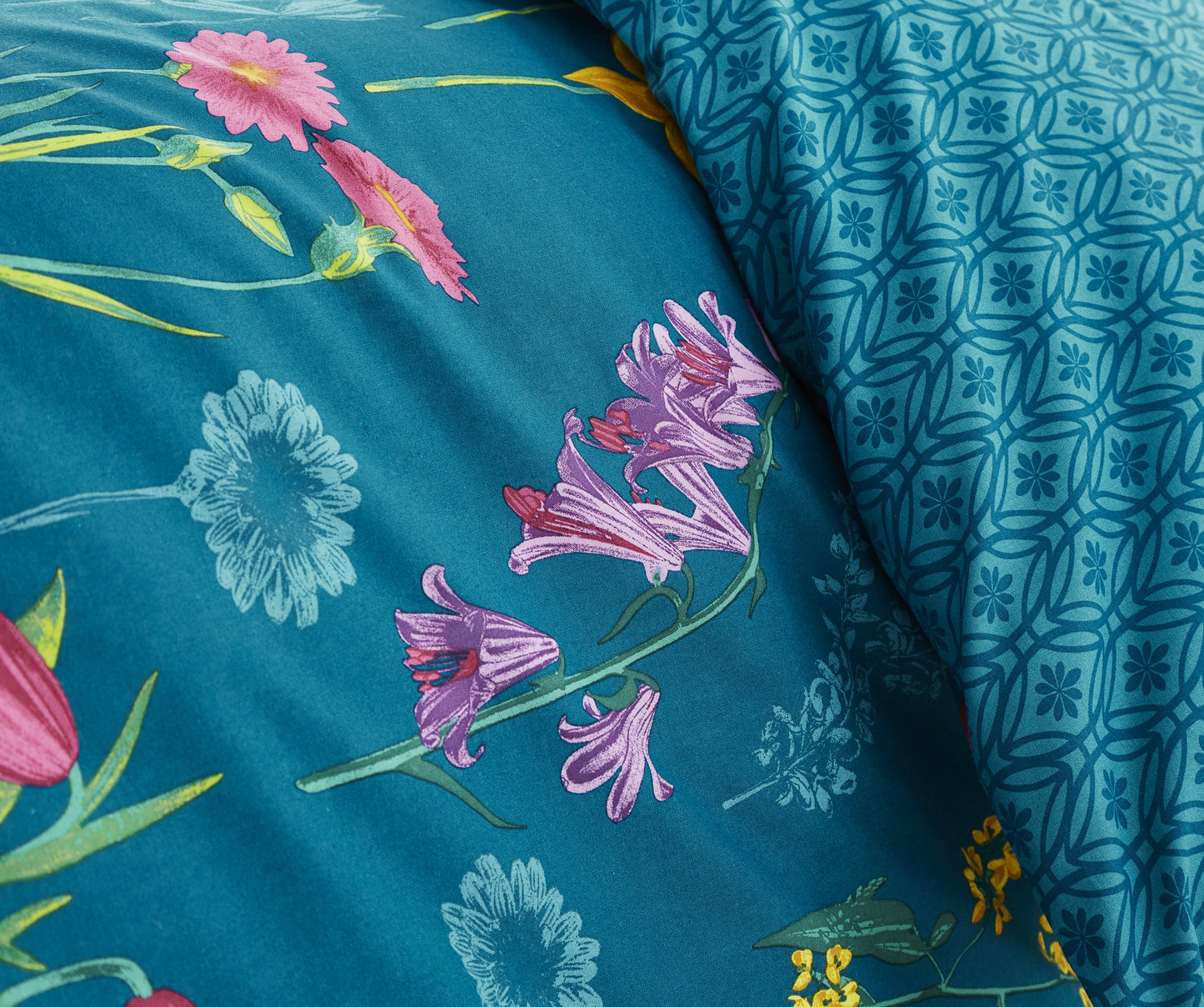 Dreams & Drapes Teal Ingrid Duvet Cover Set