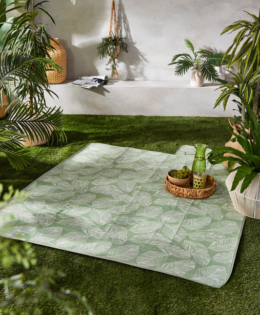 Fusion Matteo Green Picnic Blanket