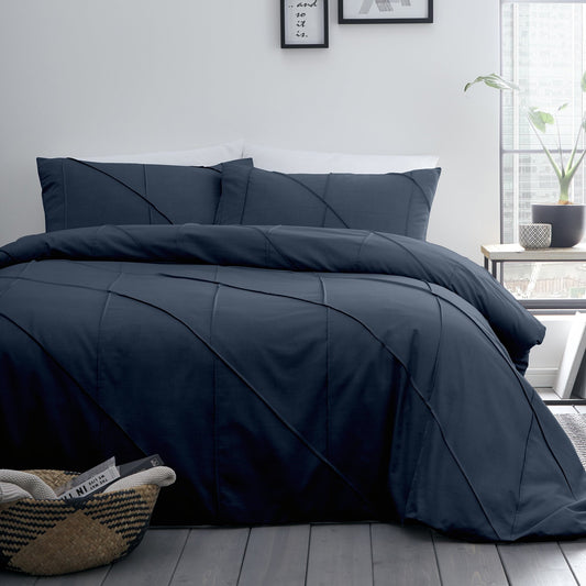 Serene Diamond Navy Slant/Dart Duvet Cover Set